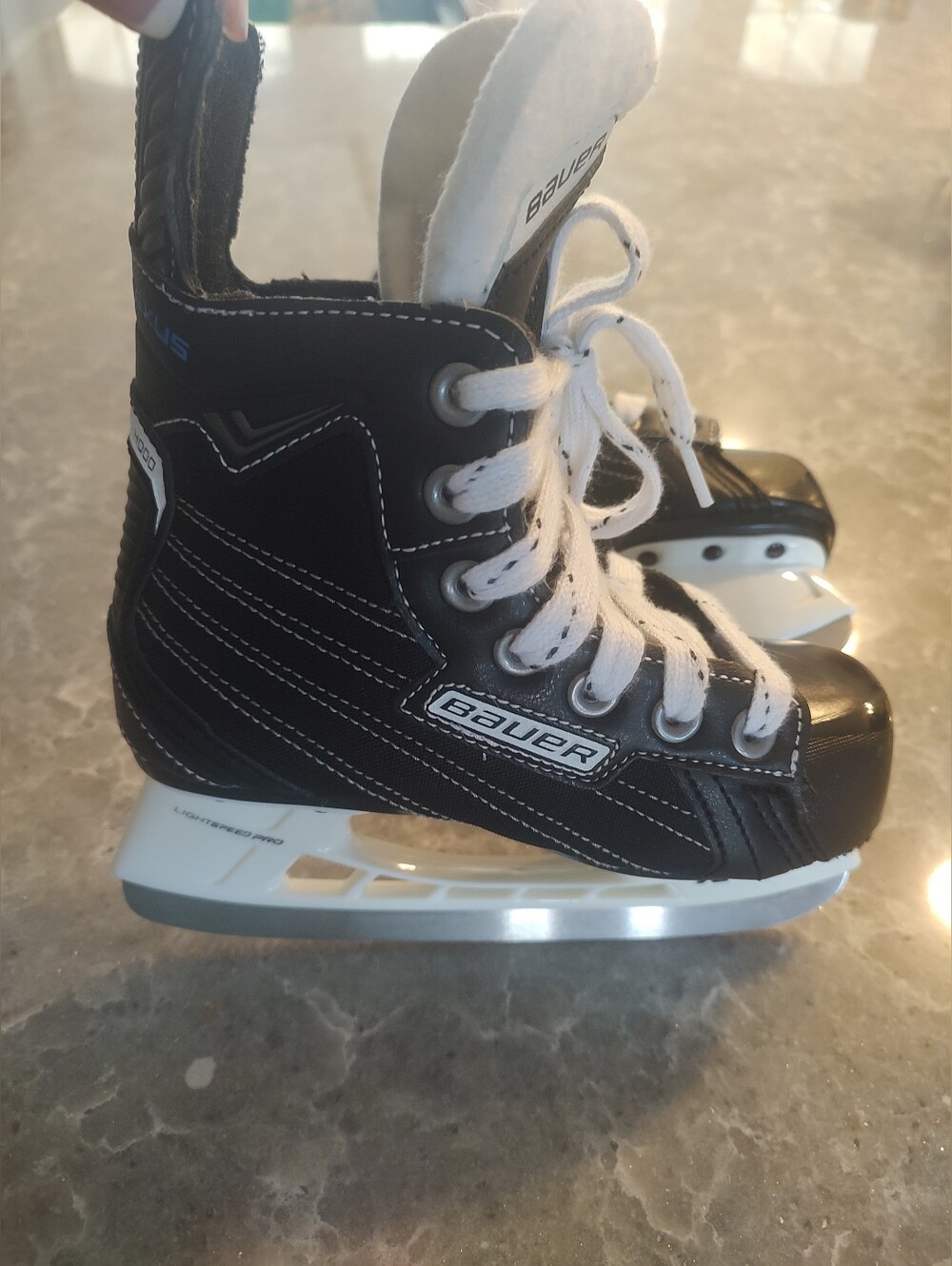 Youth Bauer Hockey Skates (13)like New